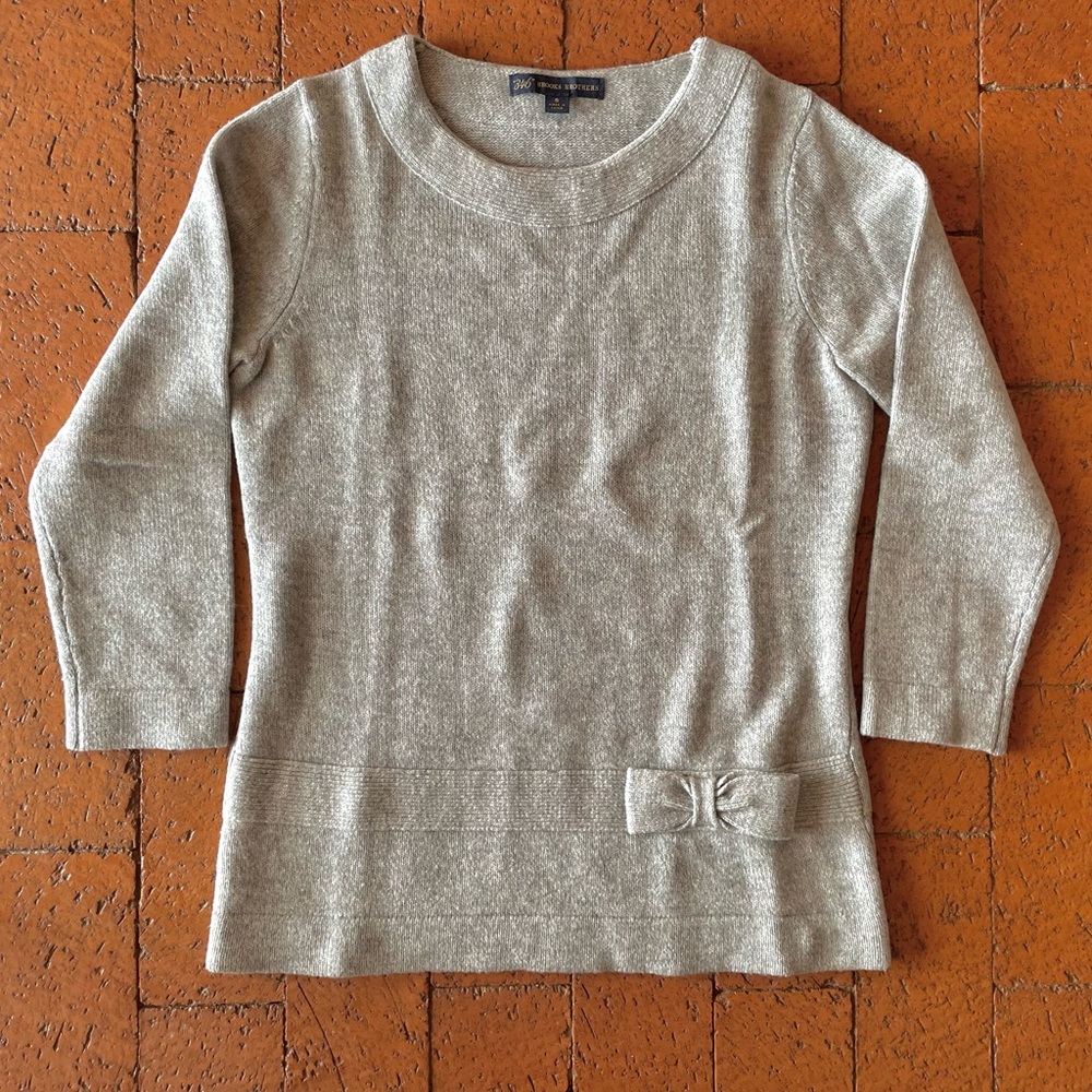 Brooks Brothers 346 gray sweater with bow, size S